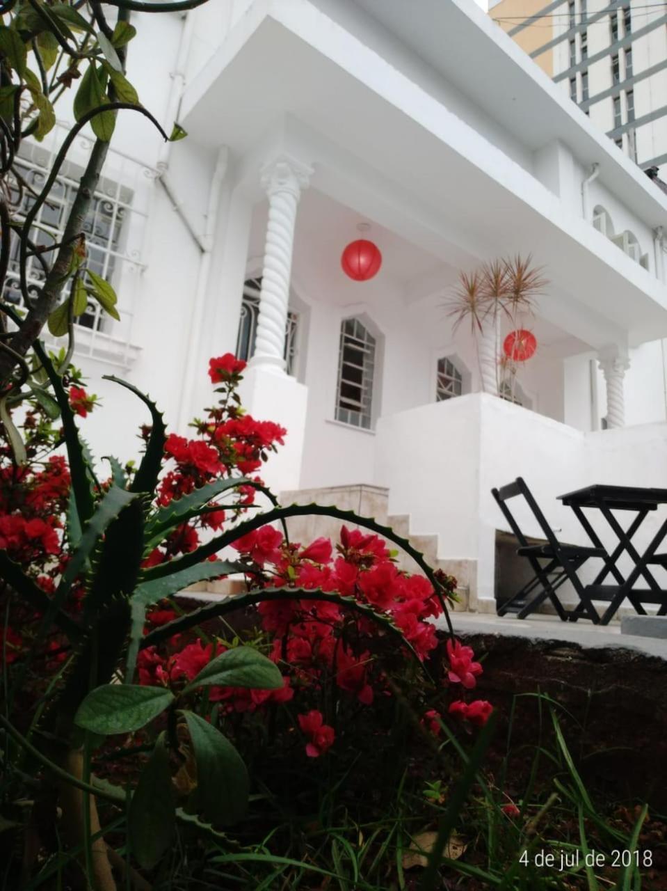 Yellow House Hostel Internacional サンパウロ エクステリア 写真